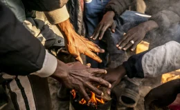 Tunus’ta binlerce düzensiz göçmen zor şartlar altında Avrupa’ya gitmek istiyor