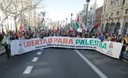 İspanya’da binlerce kişi Filistin’e destek için gösteri yaptı