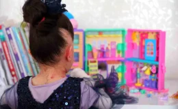 Epidermolysis Büllosa Hastası Kızın Annesi: ‘Kızıma Sarılabileceğim Günün Hayalini Kuruyorum’