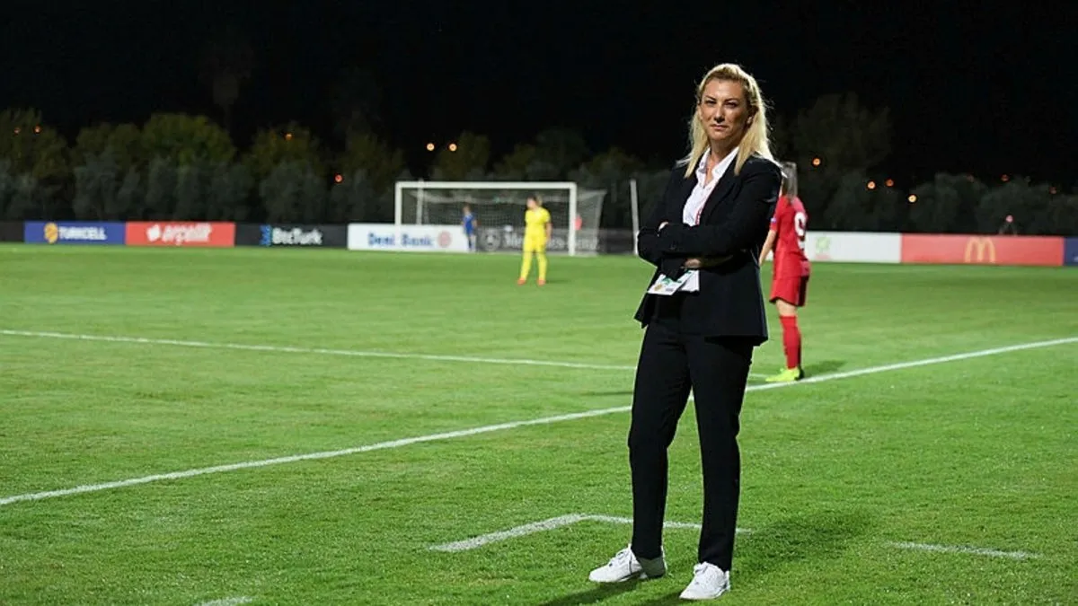 A Milli Kadın Futbol Takımı medyayla bir araya geldi