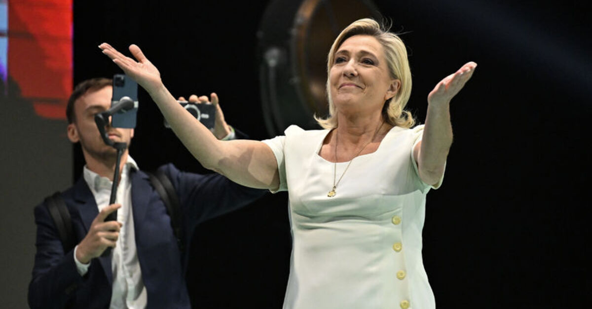 Fransa’da aşırı sağcı Marine Le Pen için hapis istemi