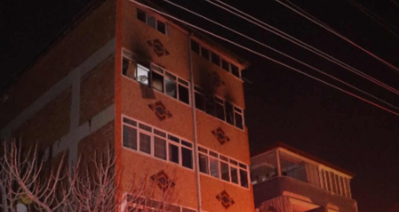 Denizli’de acı olay… Çocuklarını pencereden attı: Kendi sağ çıkamadı