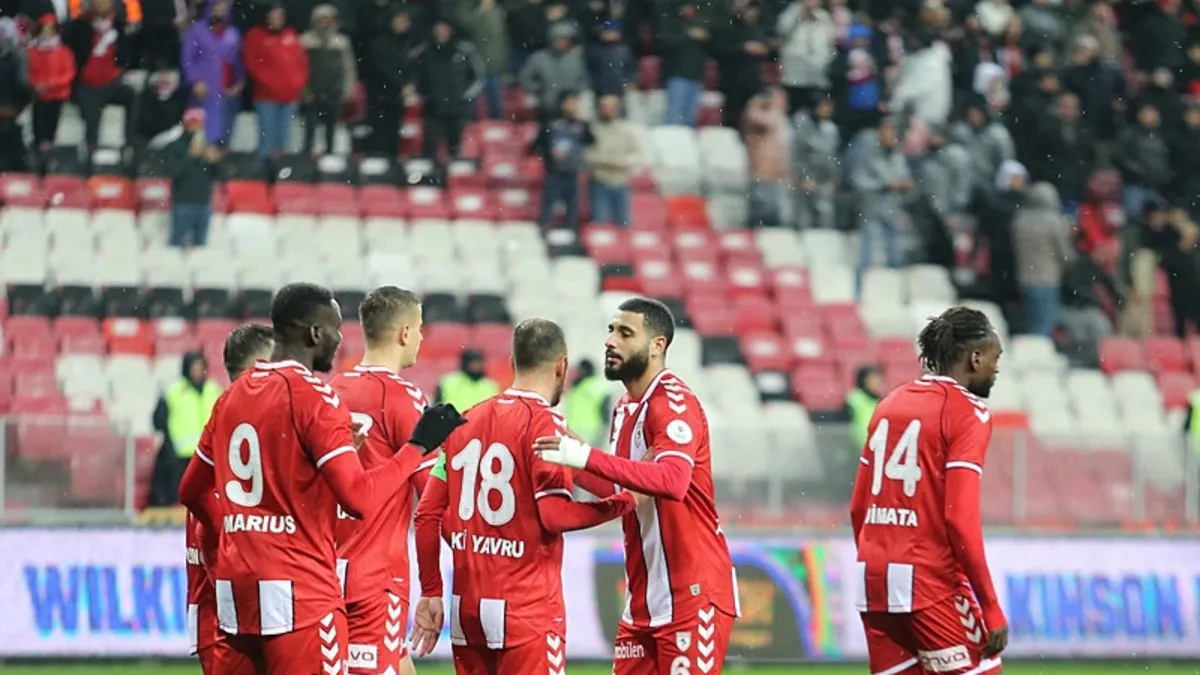 Samsunspor, Hatayspor’u 2 golle geçti!