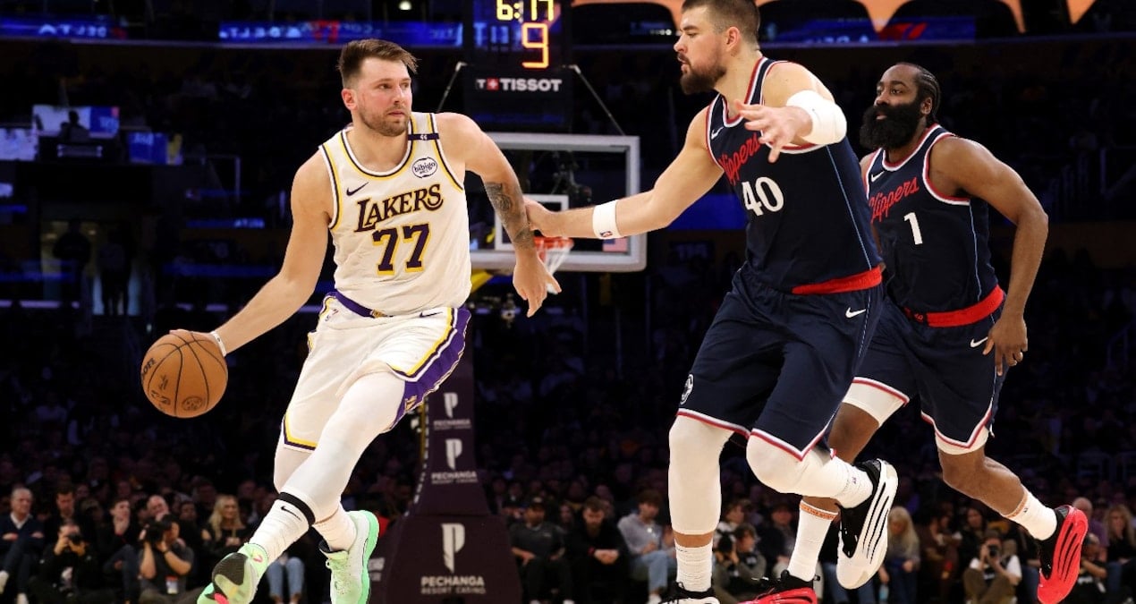 Doncic şov yaptı! LA derbisini Lakers kazandı